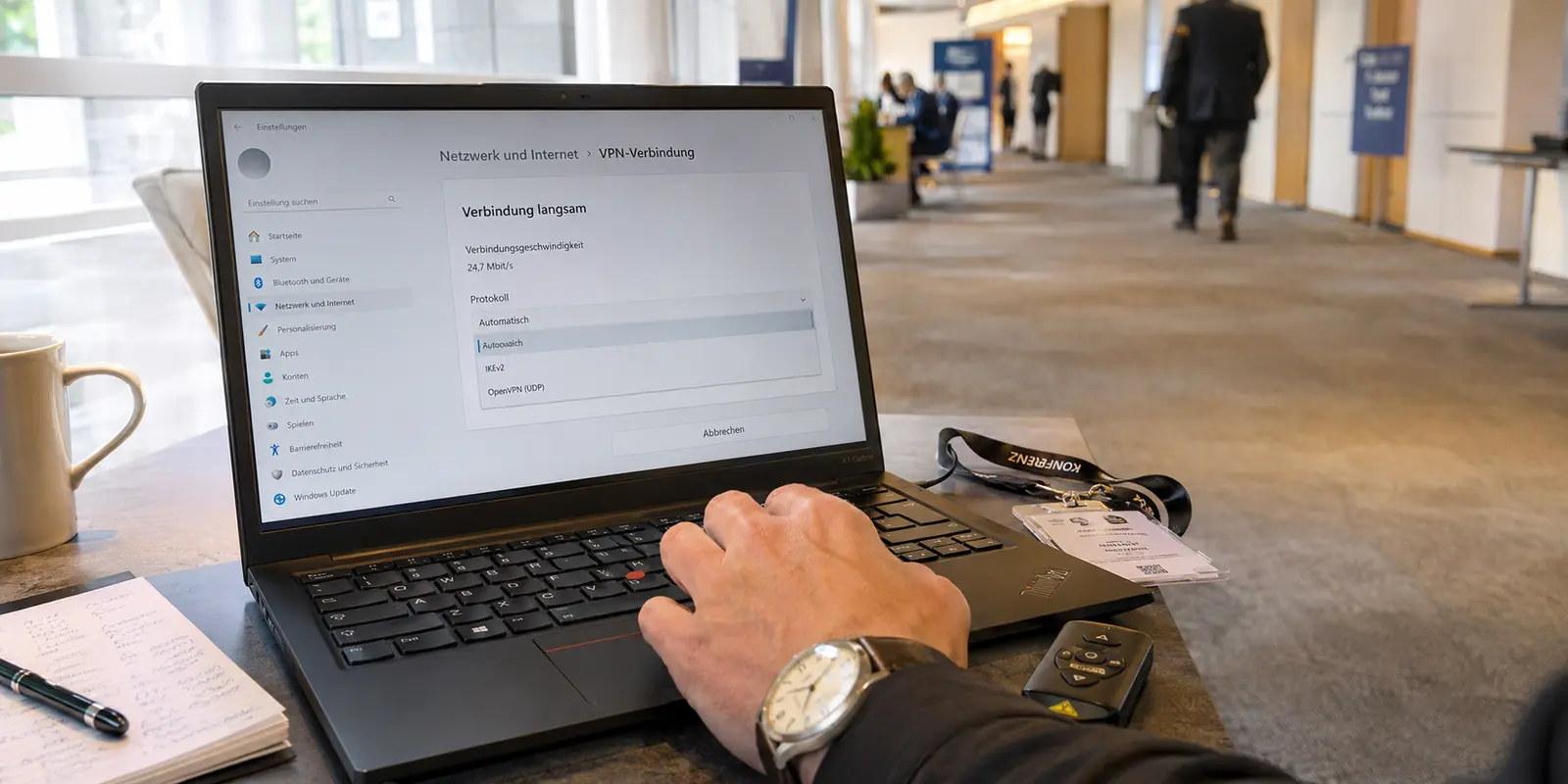 Eine langsame VPN-Verbindung kurz vor einem Kundentermin im Veranstaltungsgebäude