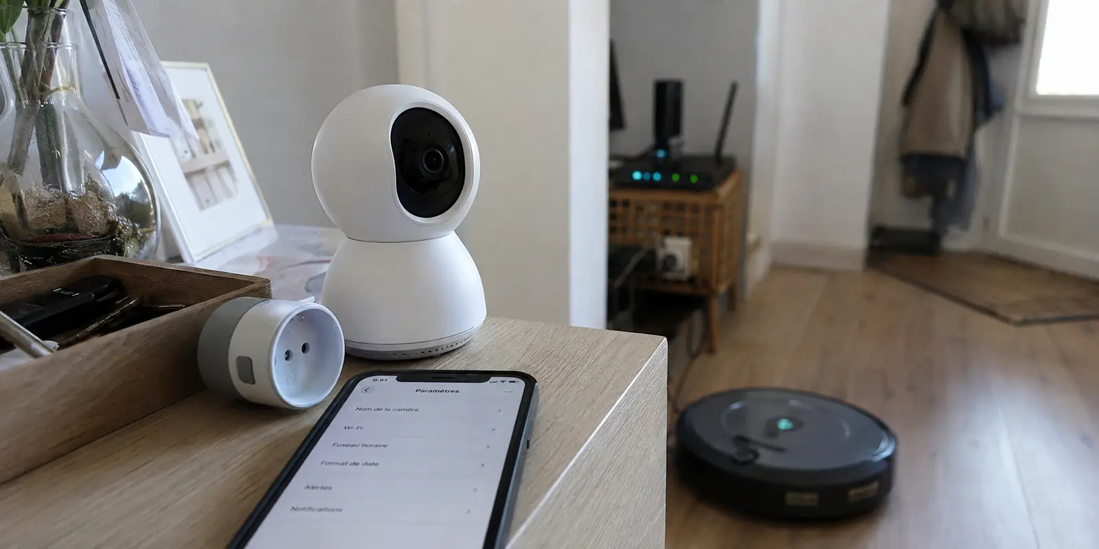 Une caméra, une prise et un aspirateur connectés sans option VPN sur leur application