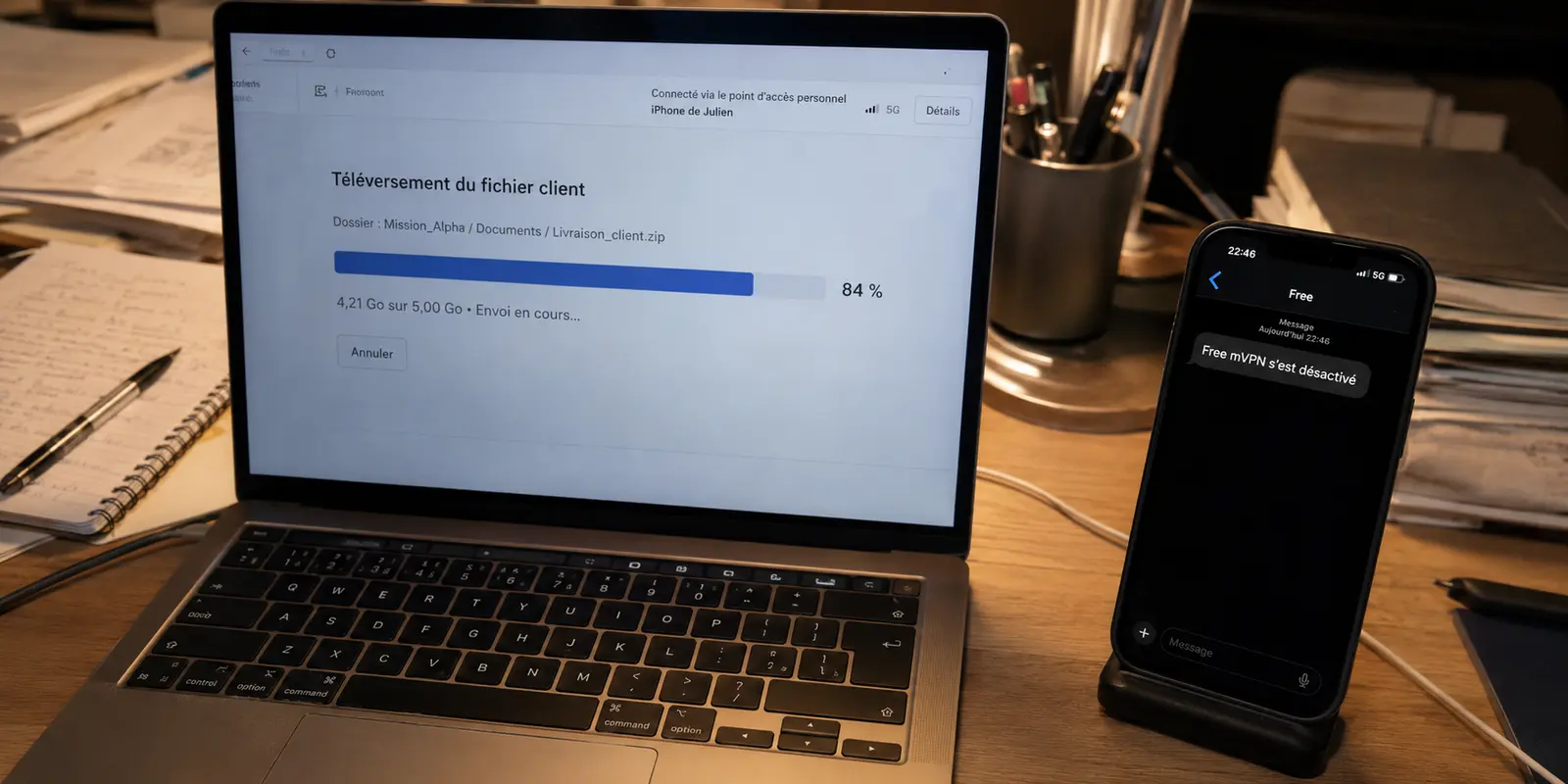 Pendant qu’un fichier atteint 84 % sur l’ordinateur relié au partage 5G, le téléphone annonce que Free mVPN s’est désactivé.