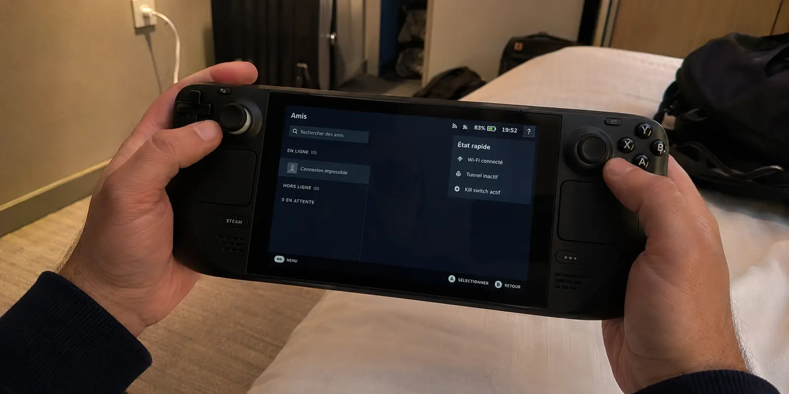 Après la sortie de veille d’un Steam Deck, le Wi-Fi est revenu mais Steam reste hors ligne, avec le tunnel inactif et le kill switch actif.