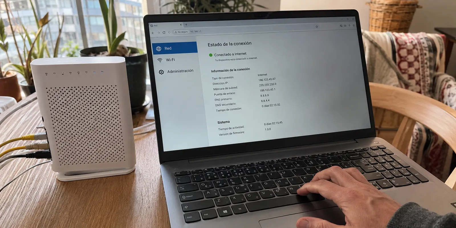 Un router doméstico y su panel de administración sin opción de cliente VPN