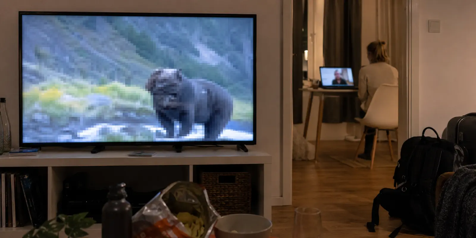 Unscharfer 4K-Stream während eines Videoanrufs im geteilten WLAN